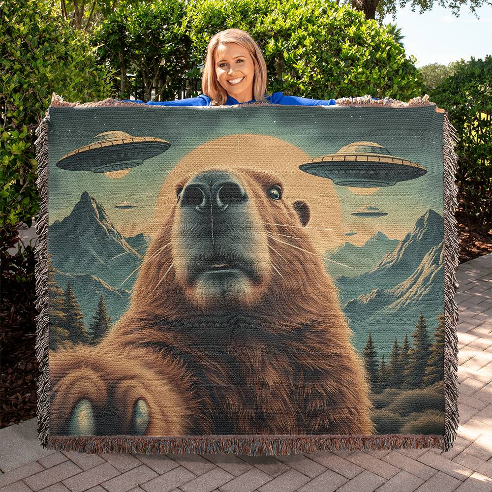 Funny Graphic Capybara Selfie with UFOs Weird Blanket 100 Percent Cotton Throw Blanket 100% Cotton 50x60"